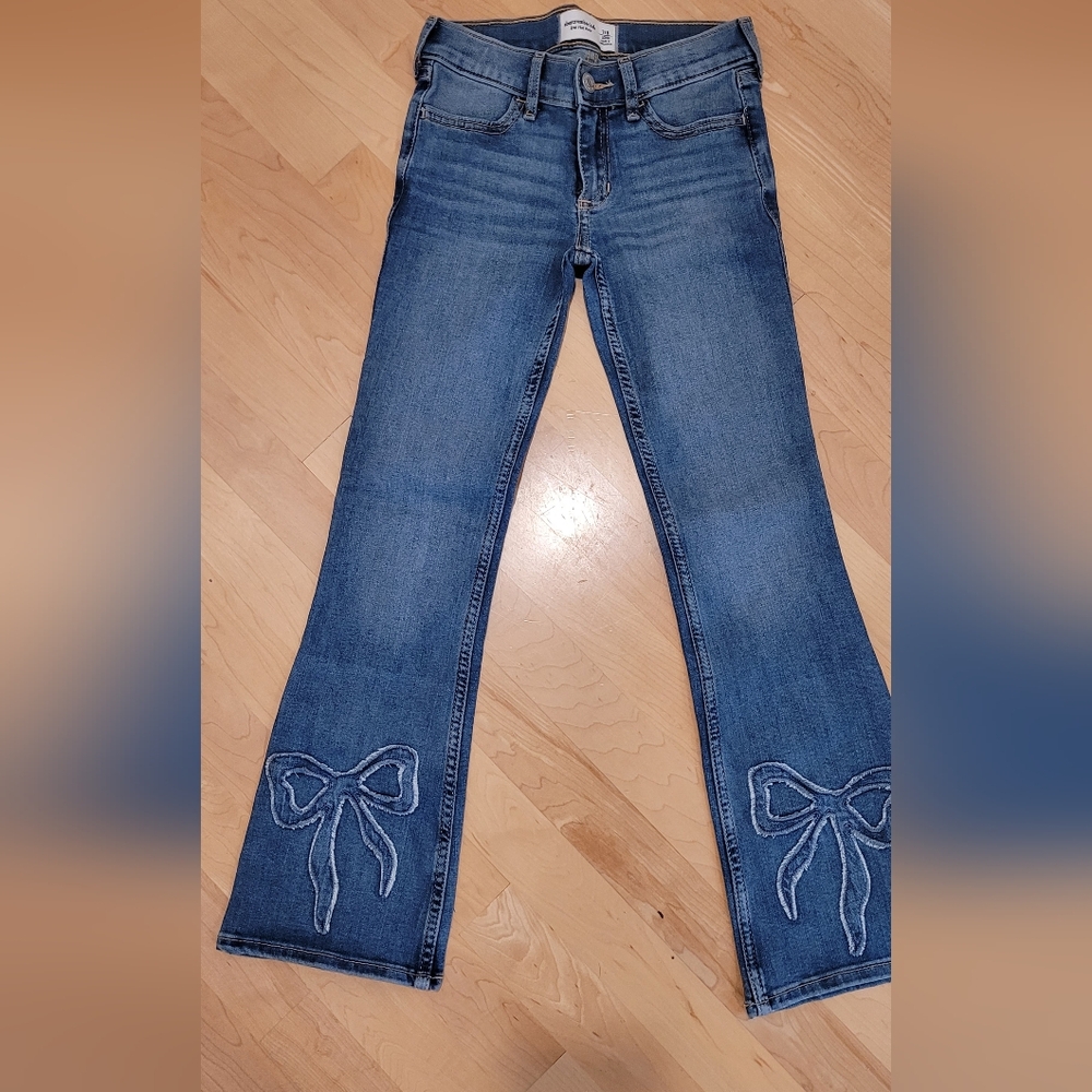 Abercrombie Kids Blue Skinny Jeans with Bow Detail Size 7/8 Long